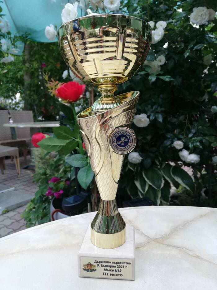 U19 вдигна 51-ия трофей за "Черноморец"!